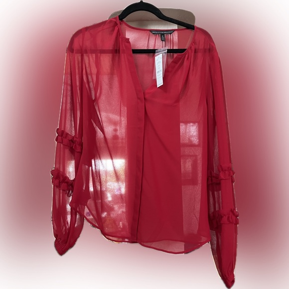 White House black market, new with tags,‎ long sleeve, ruffle, blouse, red, sz M - Picture 1 of 4